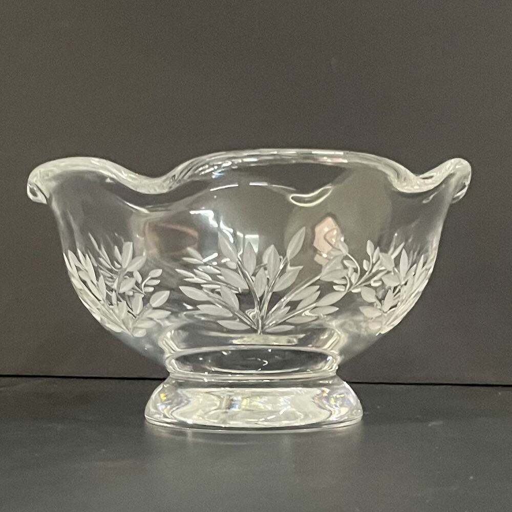 VTG Crystal Etched "Wheat" pattern Pedestal Base Berry Fruit Nut Bowl 6"x3.5"